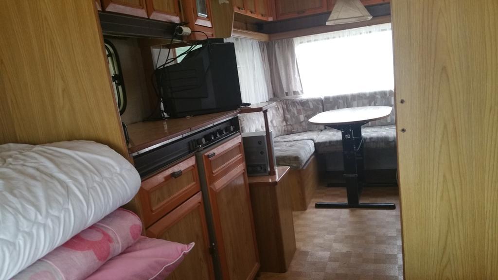 Caravans Magda นีคอร์เซ ห้อง รูปภาพ